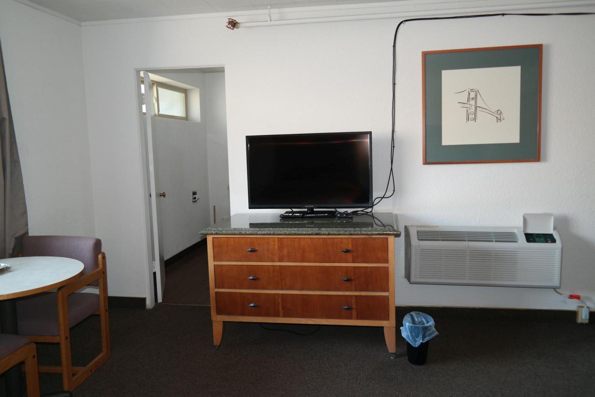 River Park Inn photo 10
