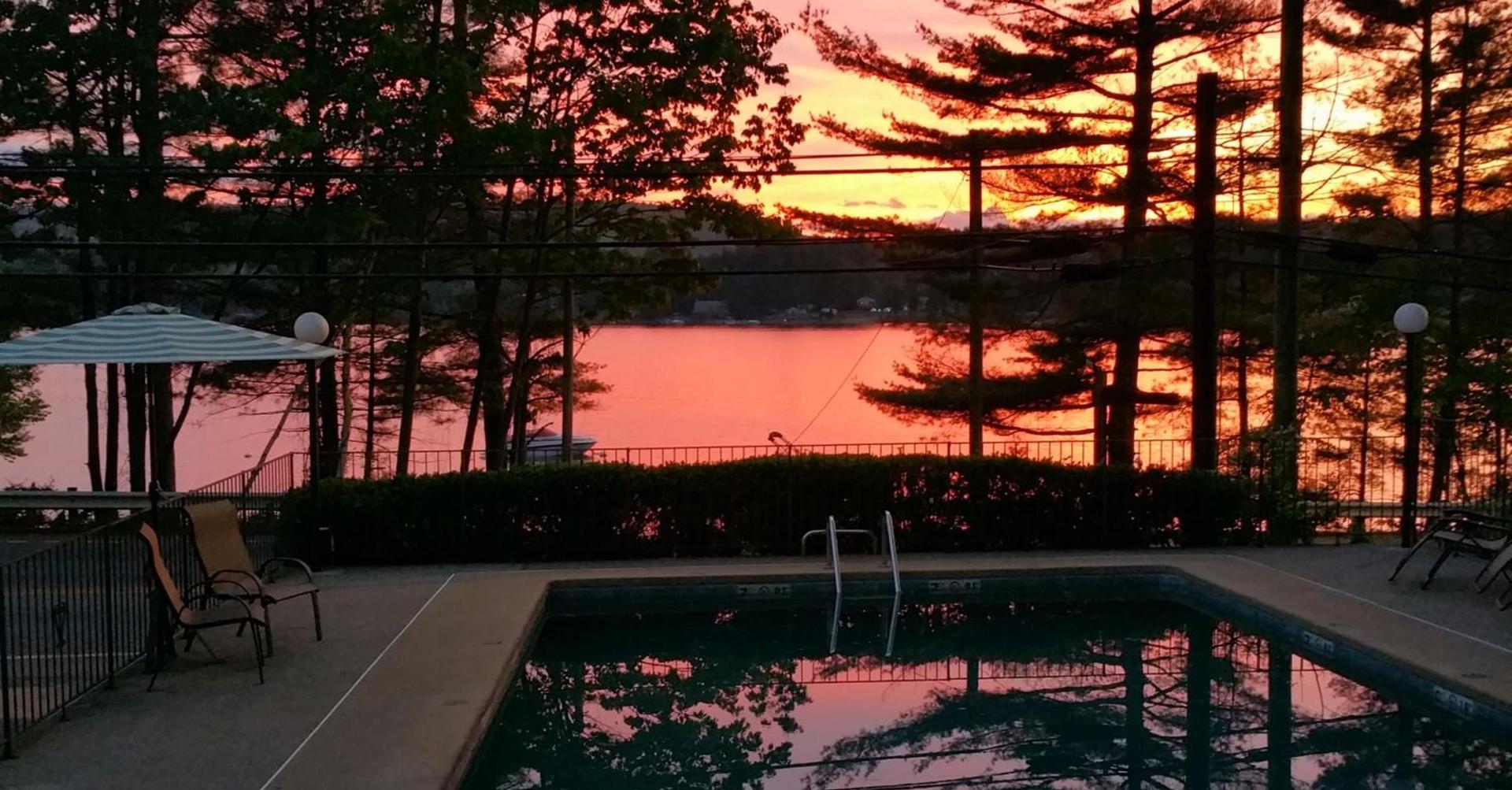 Birch Knoll Motel photo 19
