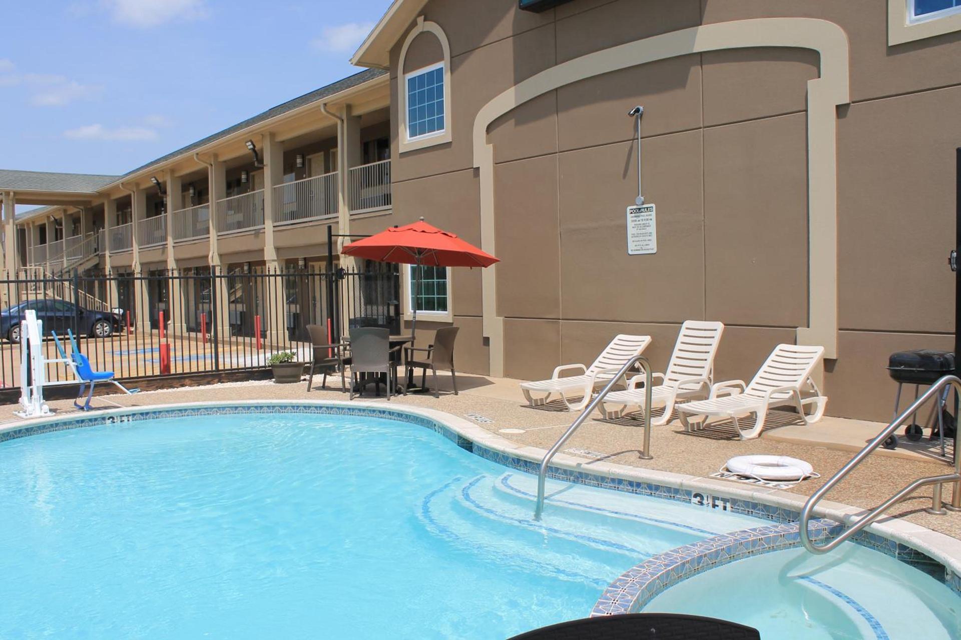 Quality Inn & Suites Port Arthur - Nederland photo 8