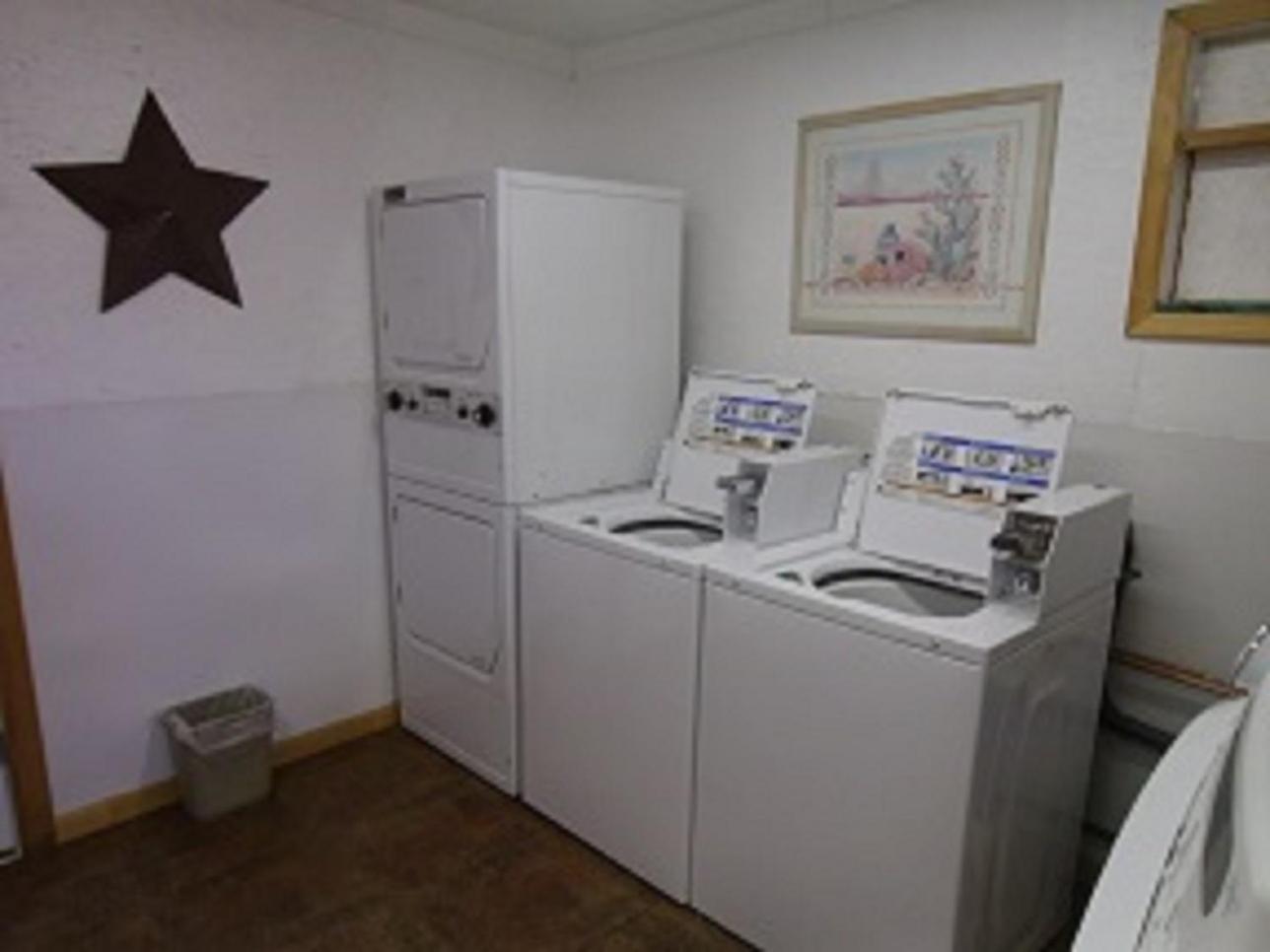 Stagecoach Suites photo 44