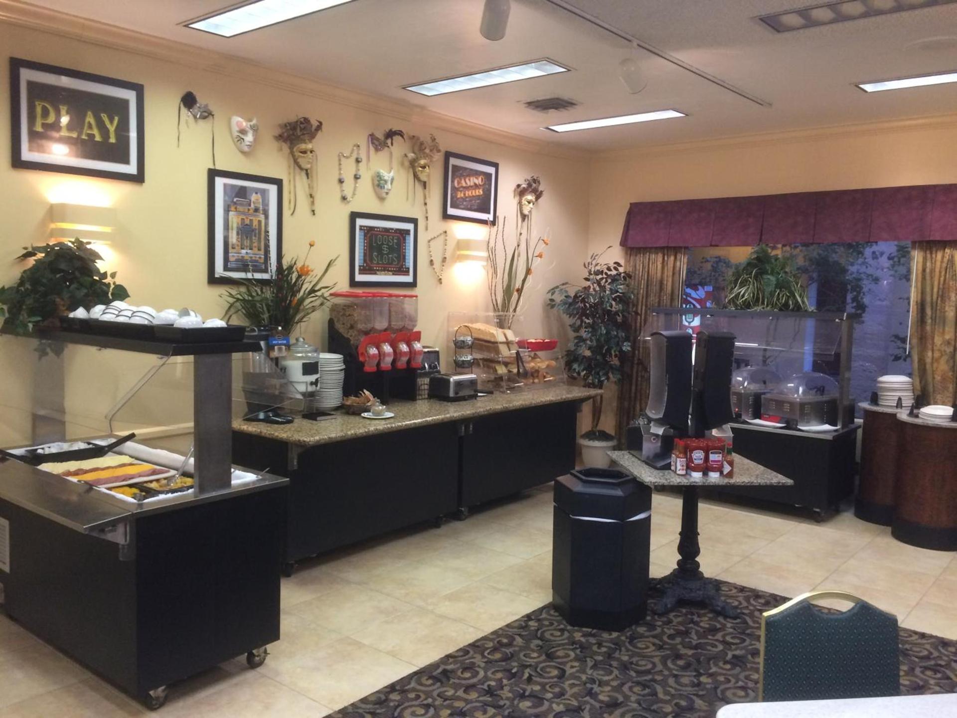 Mardi Gras Hotel & Casino photo 3