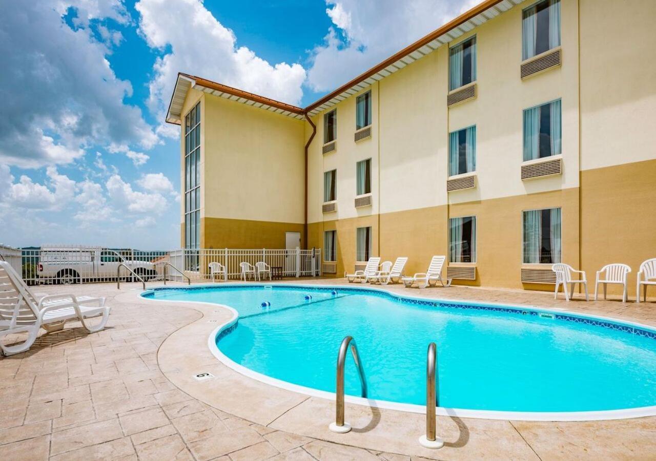 Savannah House Hotel photo 8