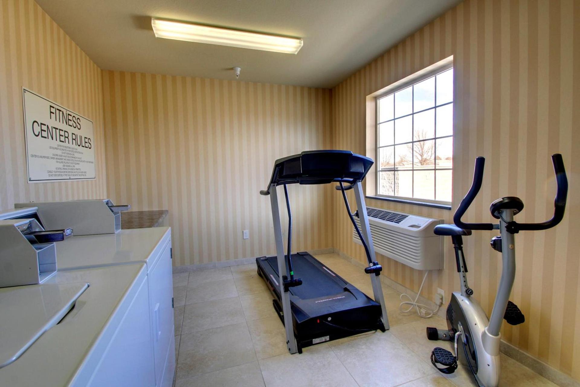 Cobblestone Hotel - Wayne photo 25