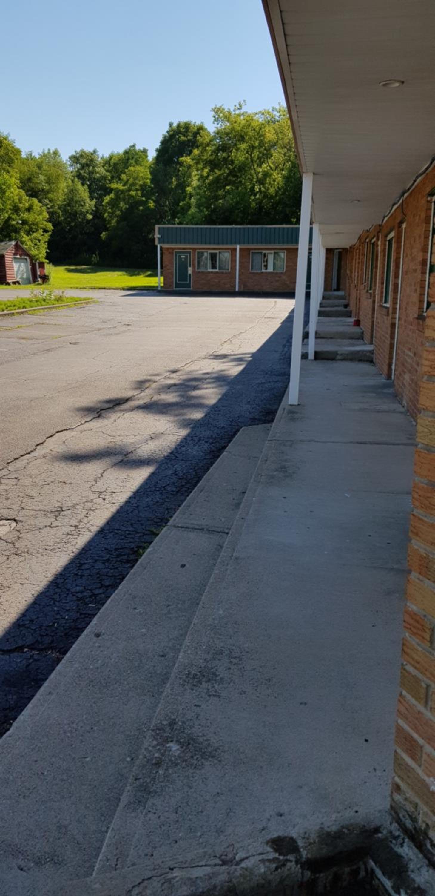 Greenway Motel photo 1