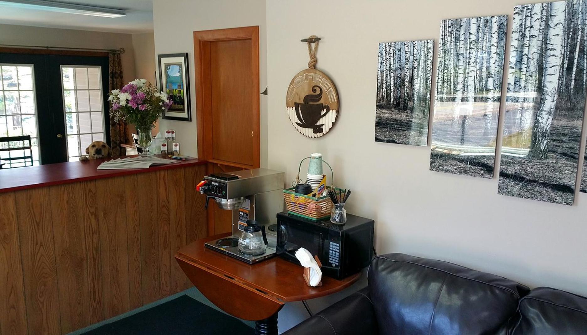 Birch Knoll Motel photo 25