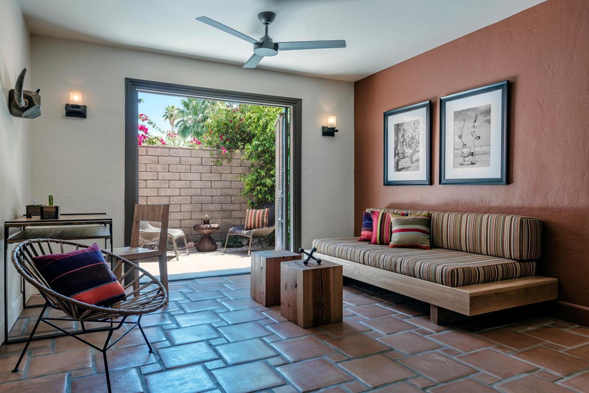 Santiago Resort - Palm Springs Premier Gay Men’s Resort photo 4