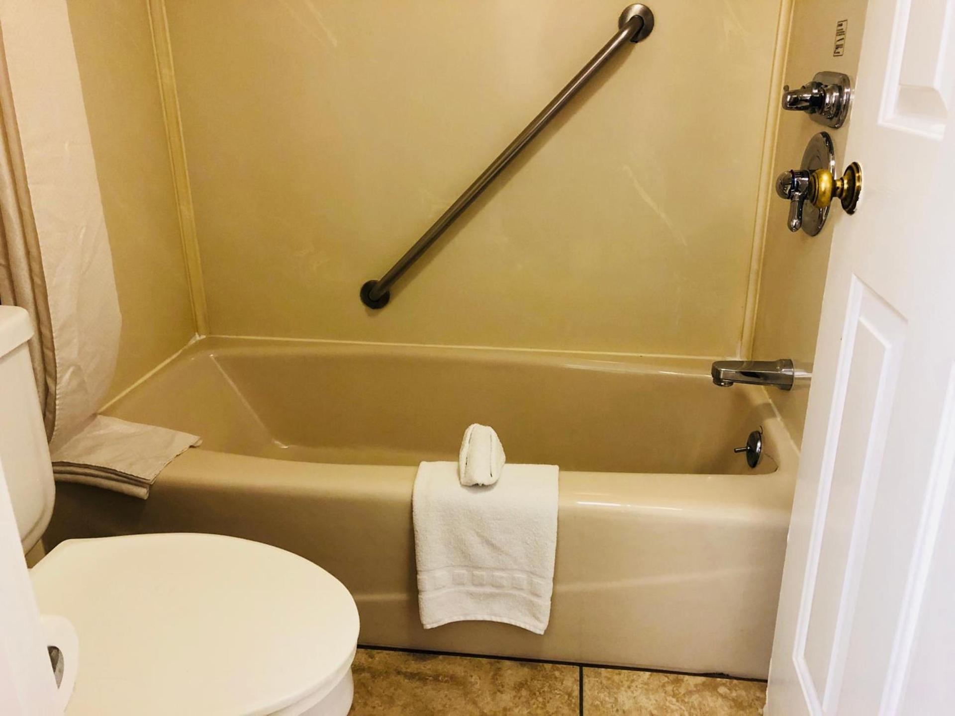 Dynasty Suites Hotel photo 10