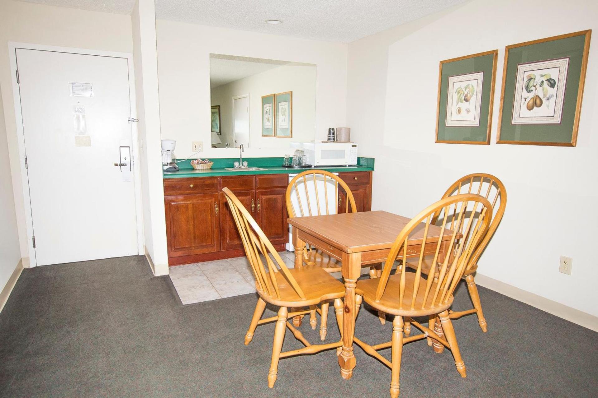 Lake Chatuge Lodge photo 28