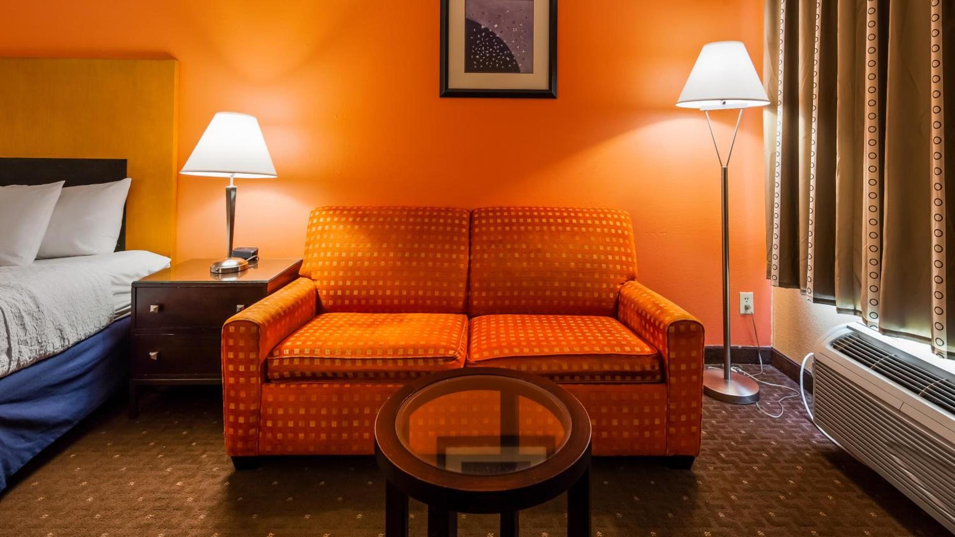 Quality Inn & Suites Fayetteville I-95 photo 59