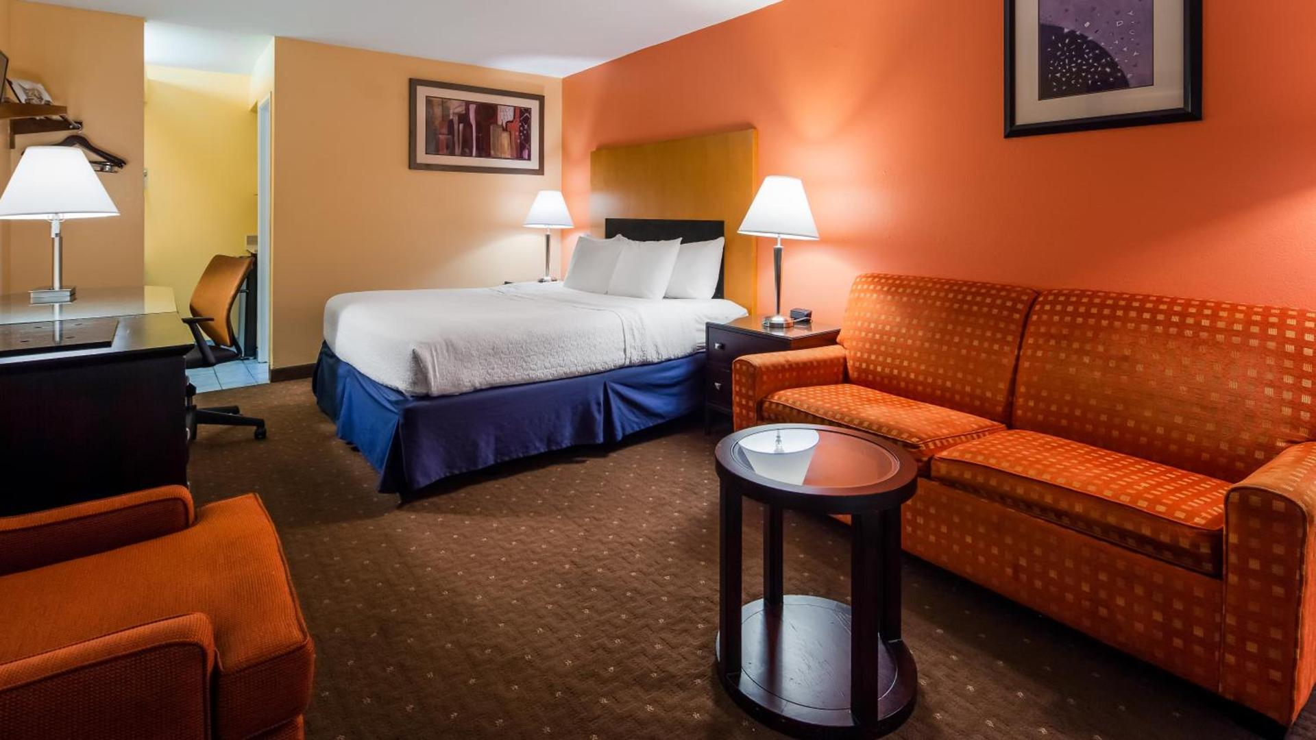Quality Inn & Suites Fayetteville I-95 photo 57