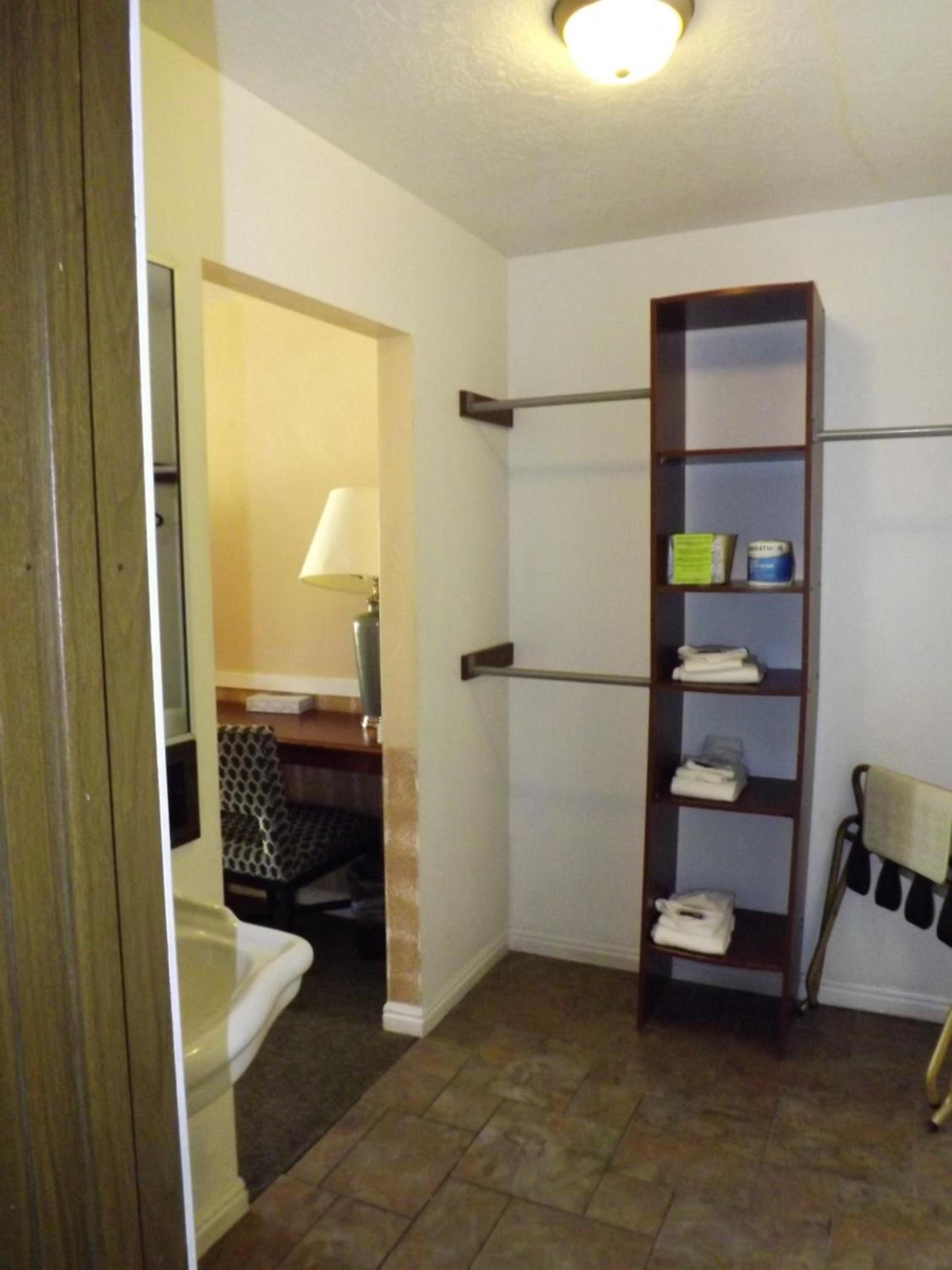 Sage Motel photo 18