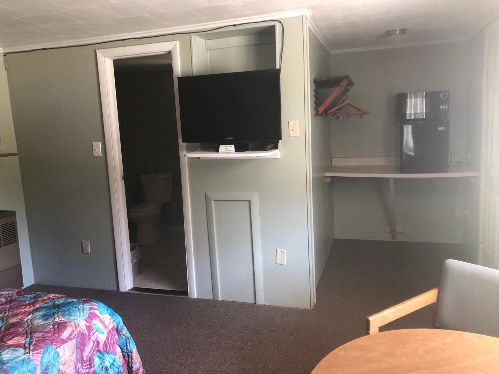 Elmwood Motor Lodge photo 14