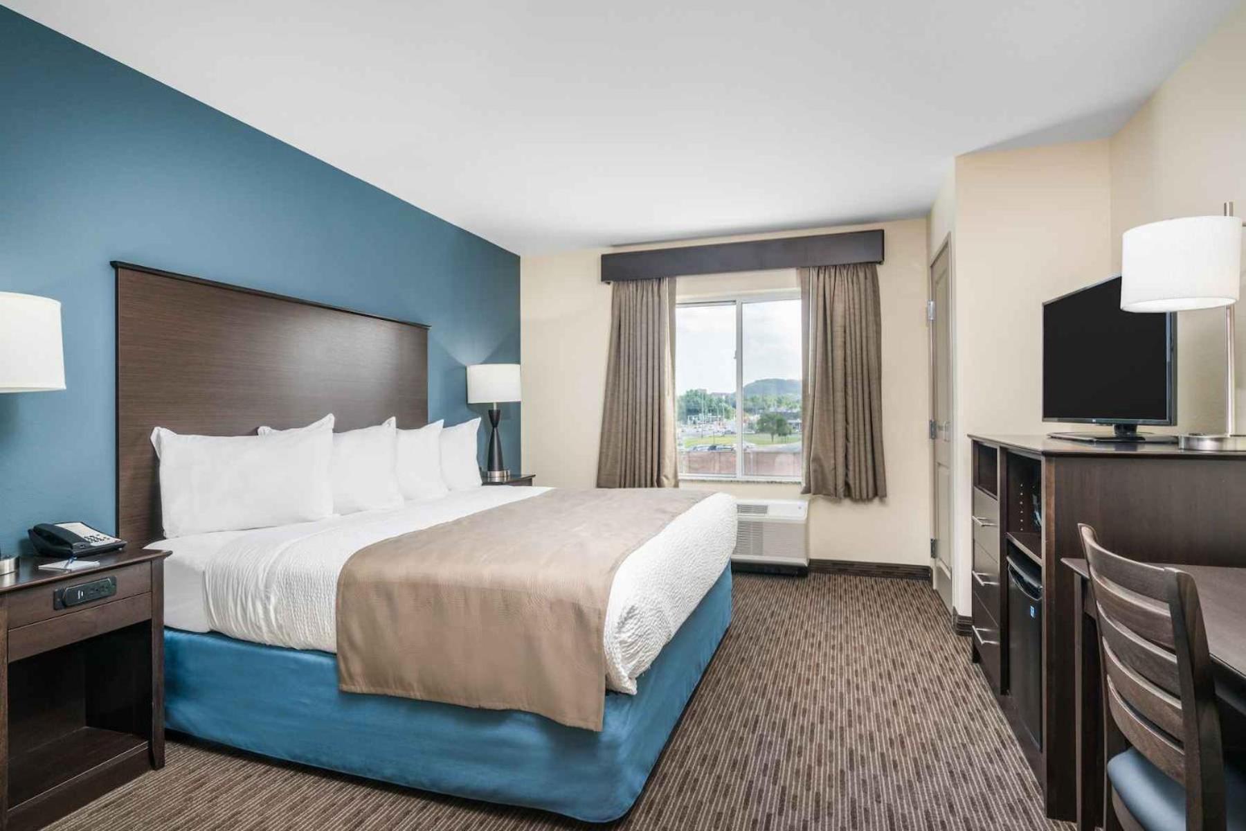 AmericInn by Wyndham Windom photo 15