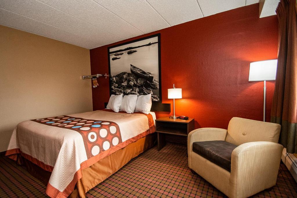Super 8 by Wyndham Brooklyn Center/MPLS photo 30