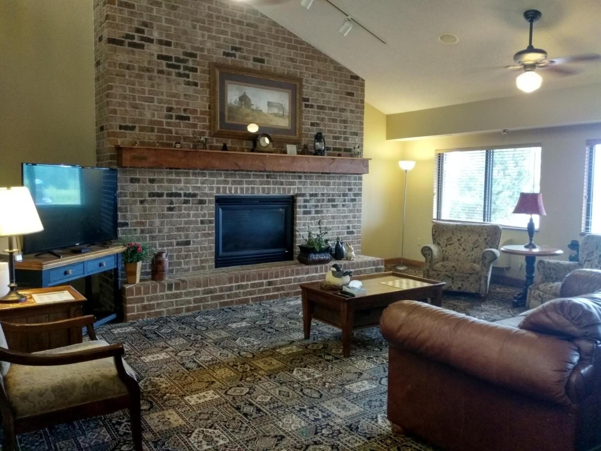 Madelia Hotel & Suites photo 47