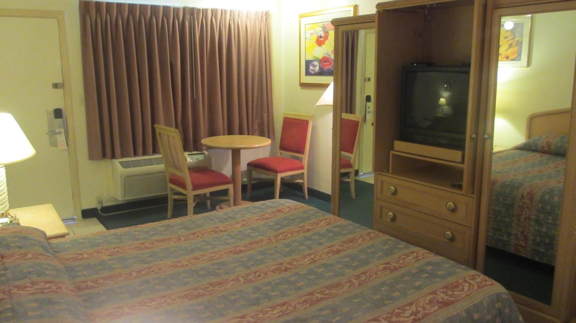 Grapevine Inn photo 7