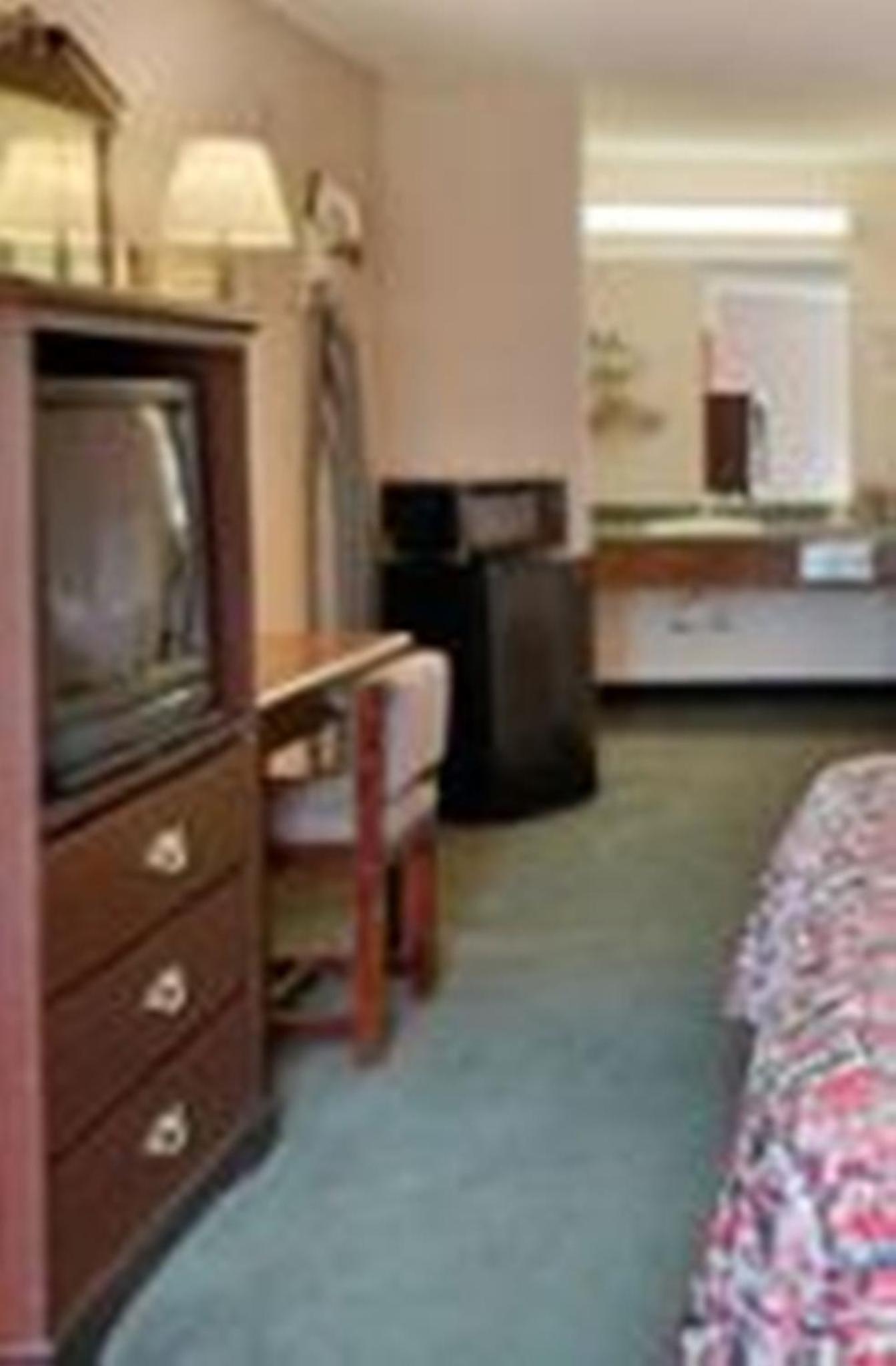 OYO Hotel East Macon I-75 photo 3