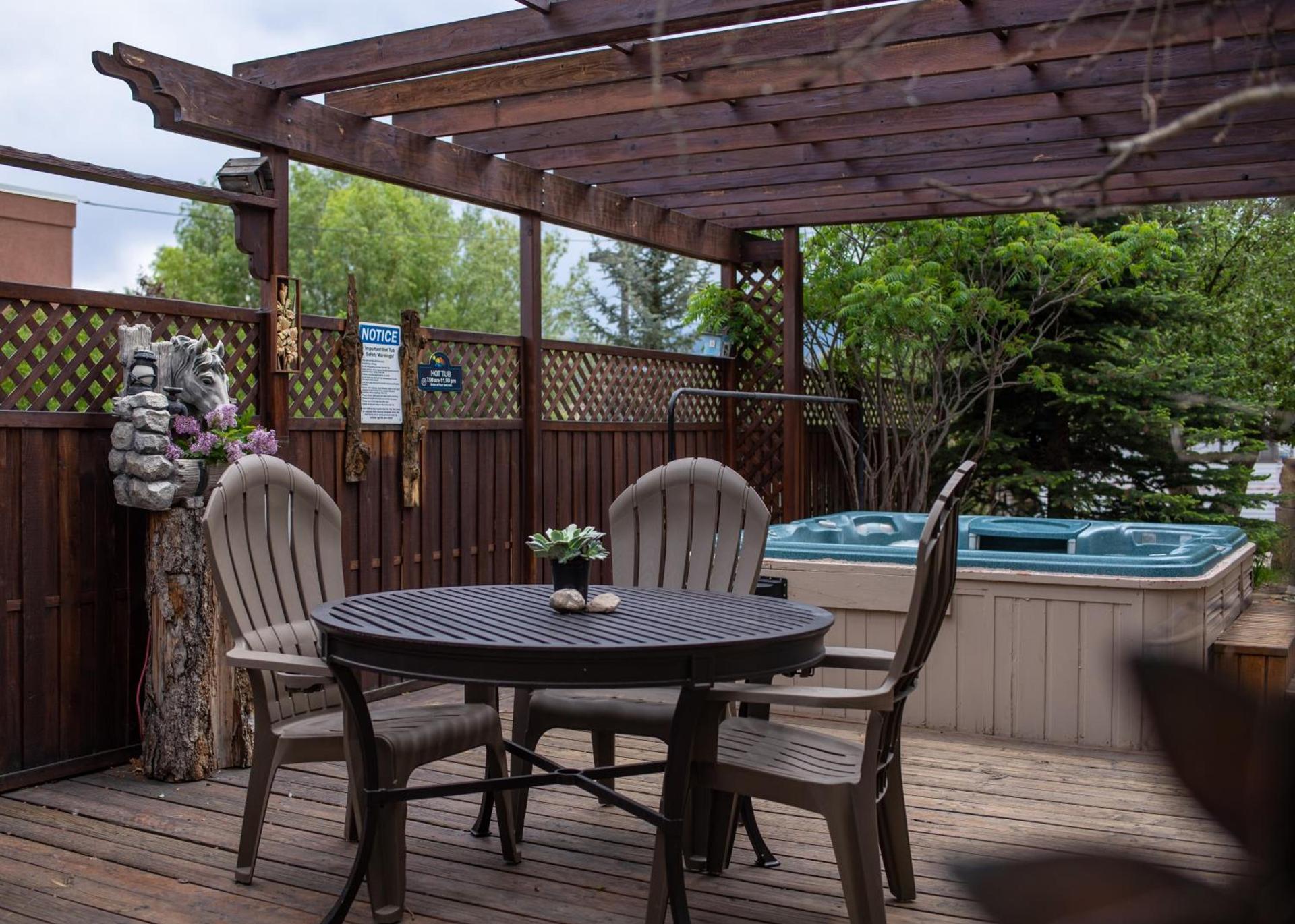 Browns Canyon Inn photo 62