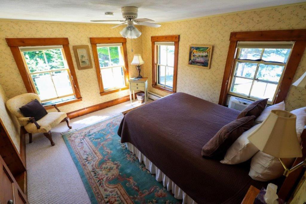 Follansbee Inn photo 97