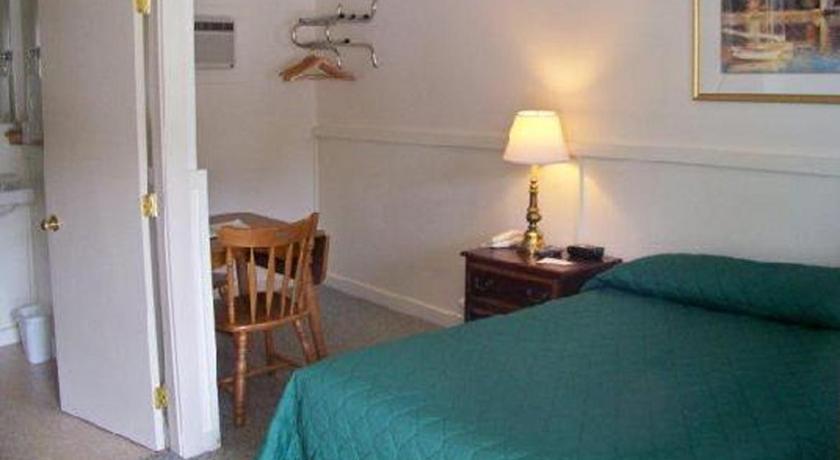 Mount Whittier Motel photo 8