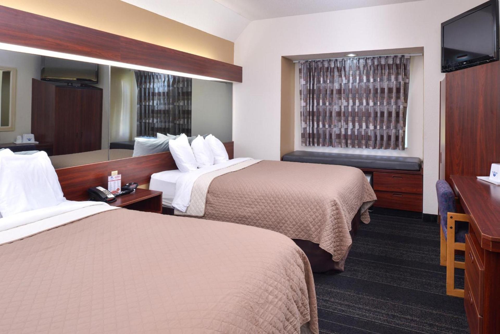 Americas Best Value Inn & Suites Maryville photo 3