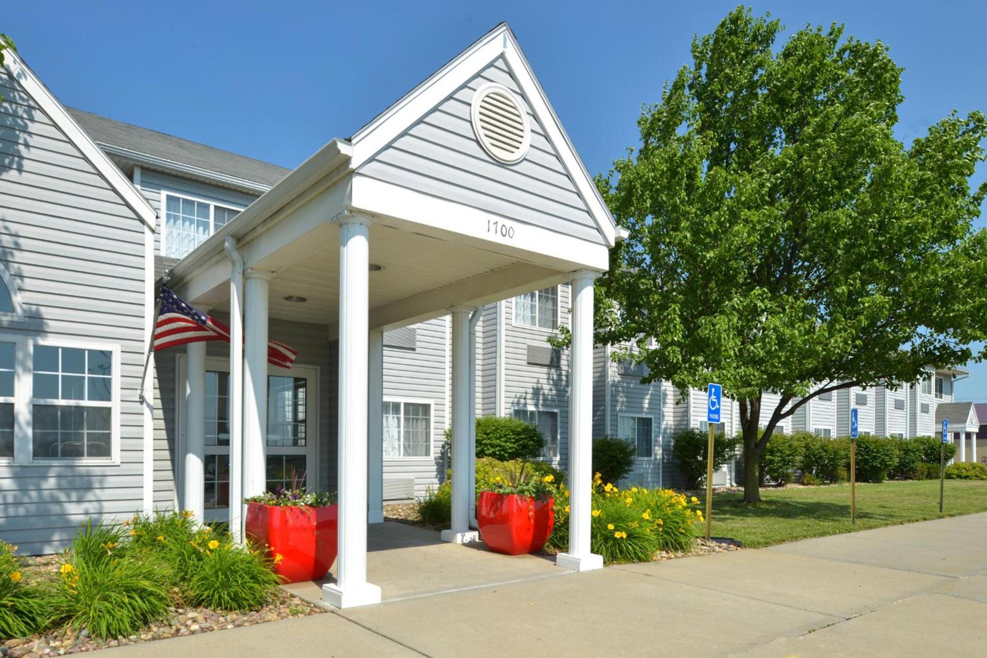 Americas Best Value Inn & Suites Maryville photo 19