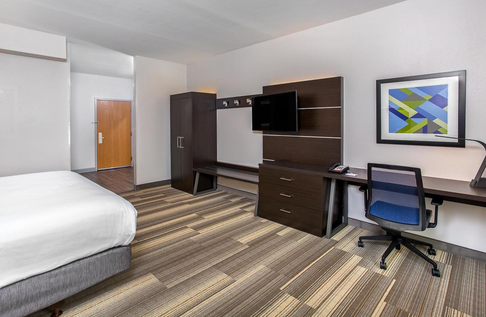 Holiday Inn Express & Suites Morristown by IHG photo 4