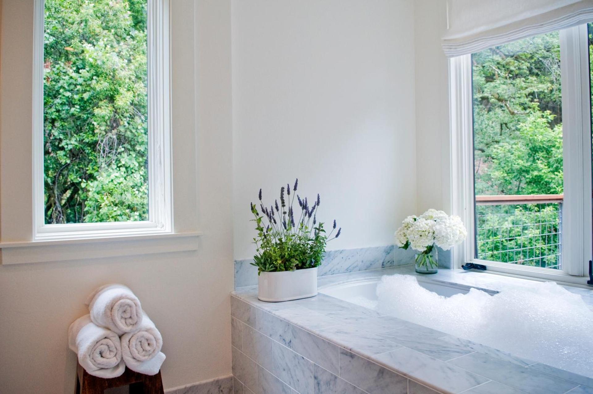 Farmhouse Inn photo 18