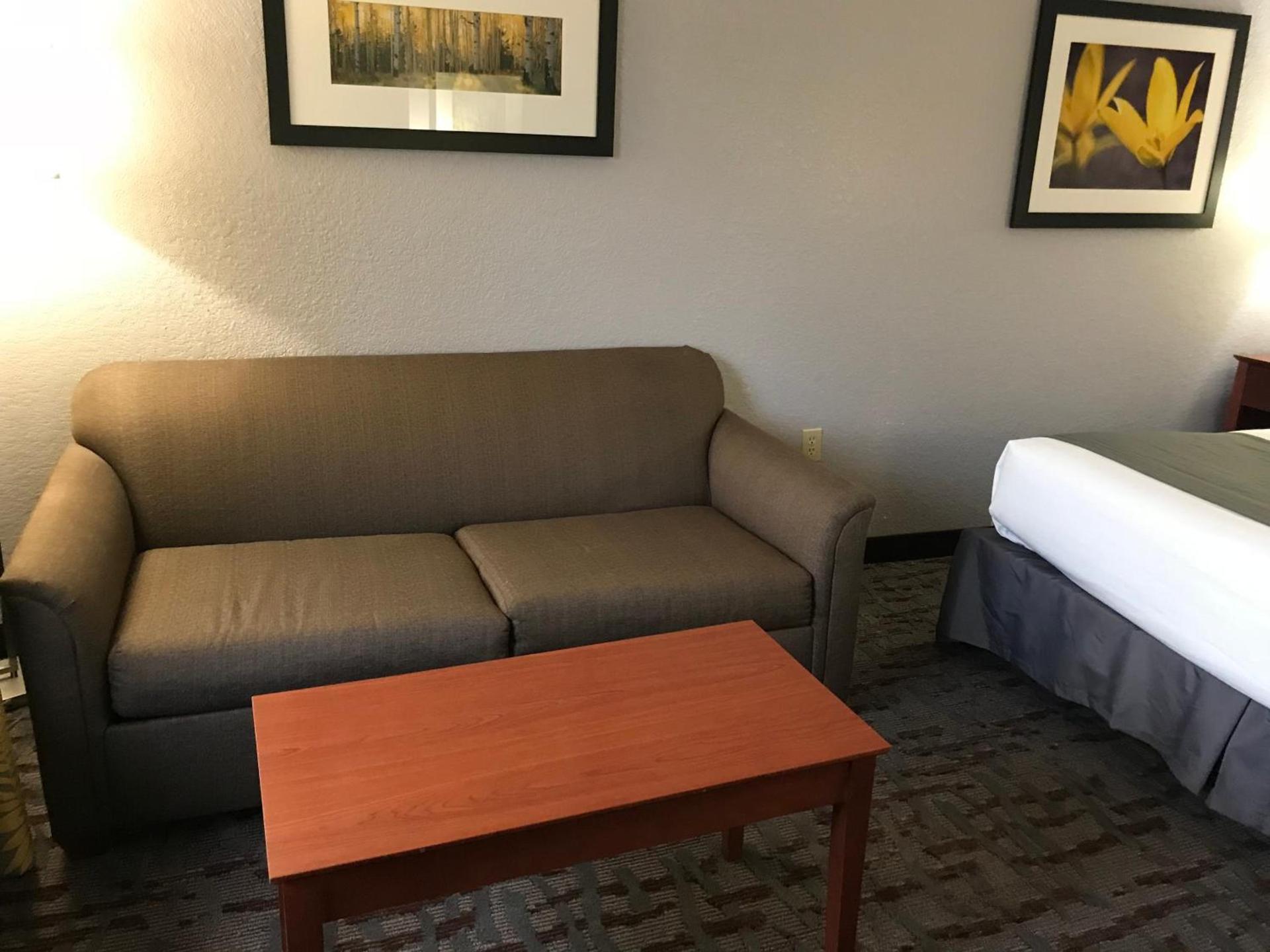 AmericInn by Wyndham Ankeny/Des Moines photo 37