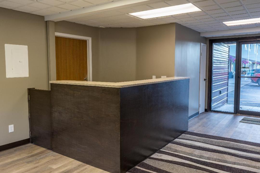 Relax Inn - Batavia photo 4