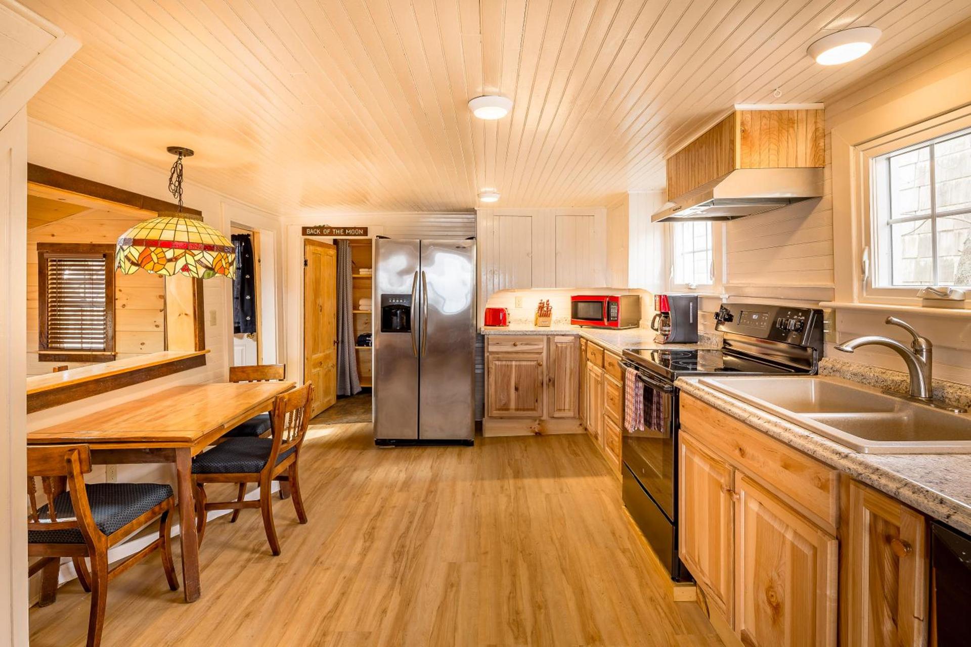 Beach Cottage Inn photo 33