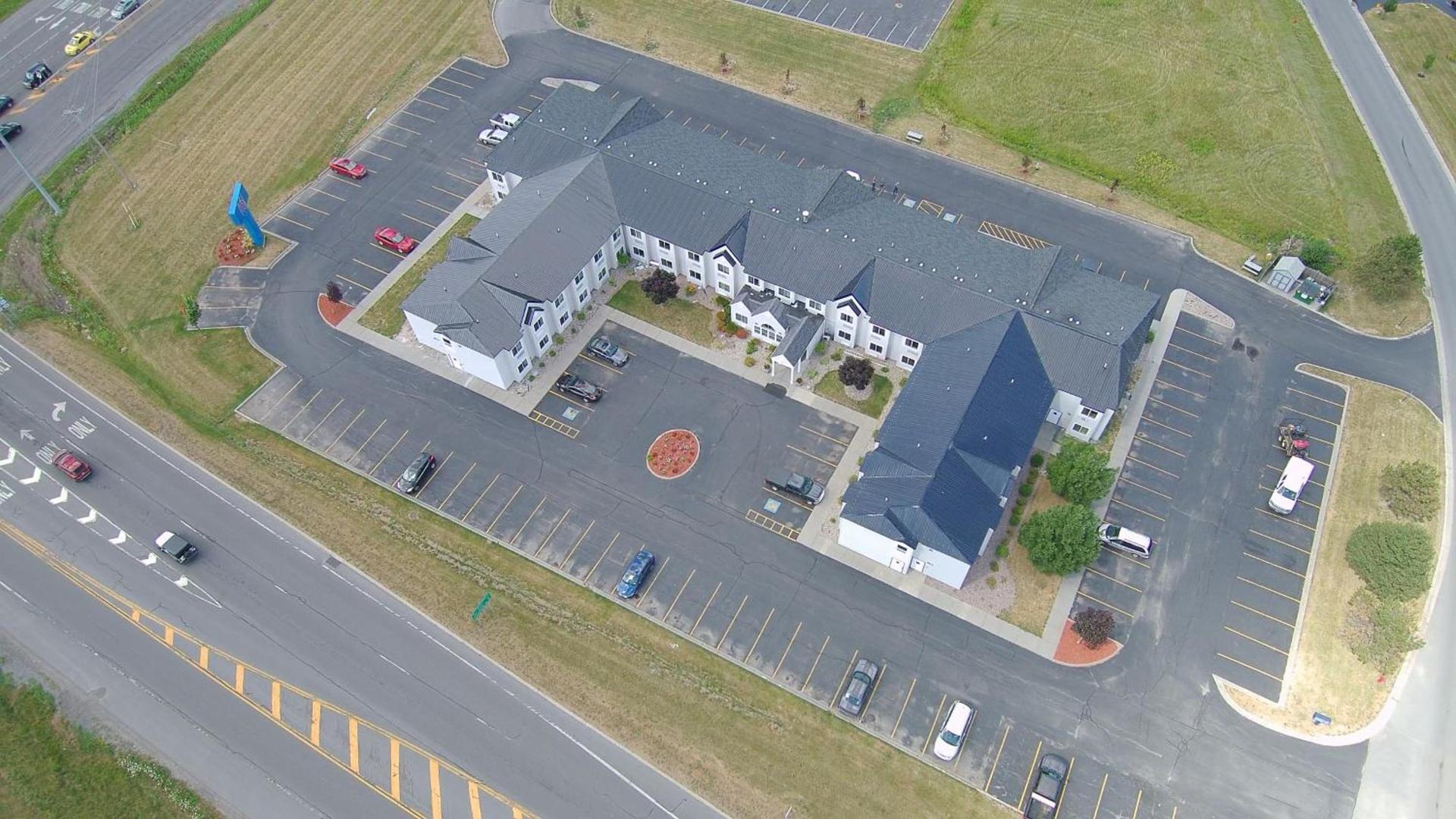Quality Inn & Suites Watertown Fort Drum photo 23