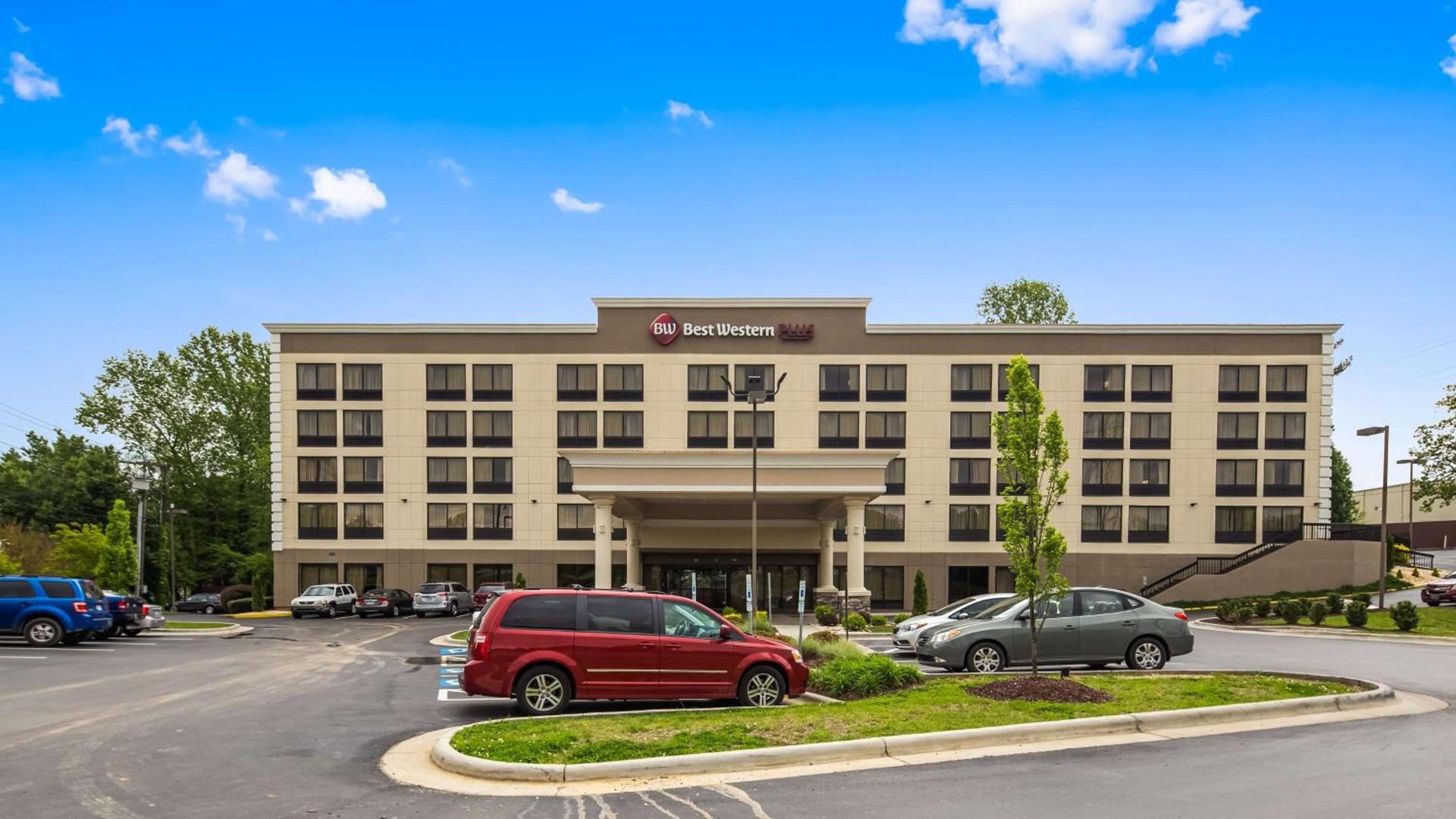 Best Western Plus Hanes Mall photo 14