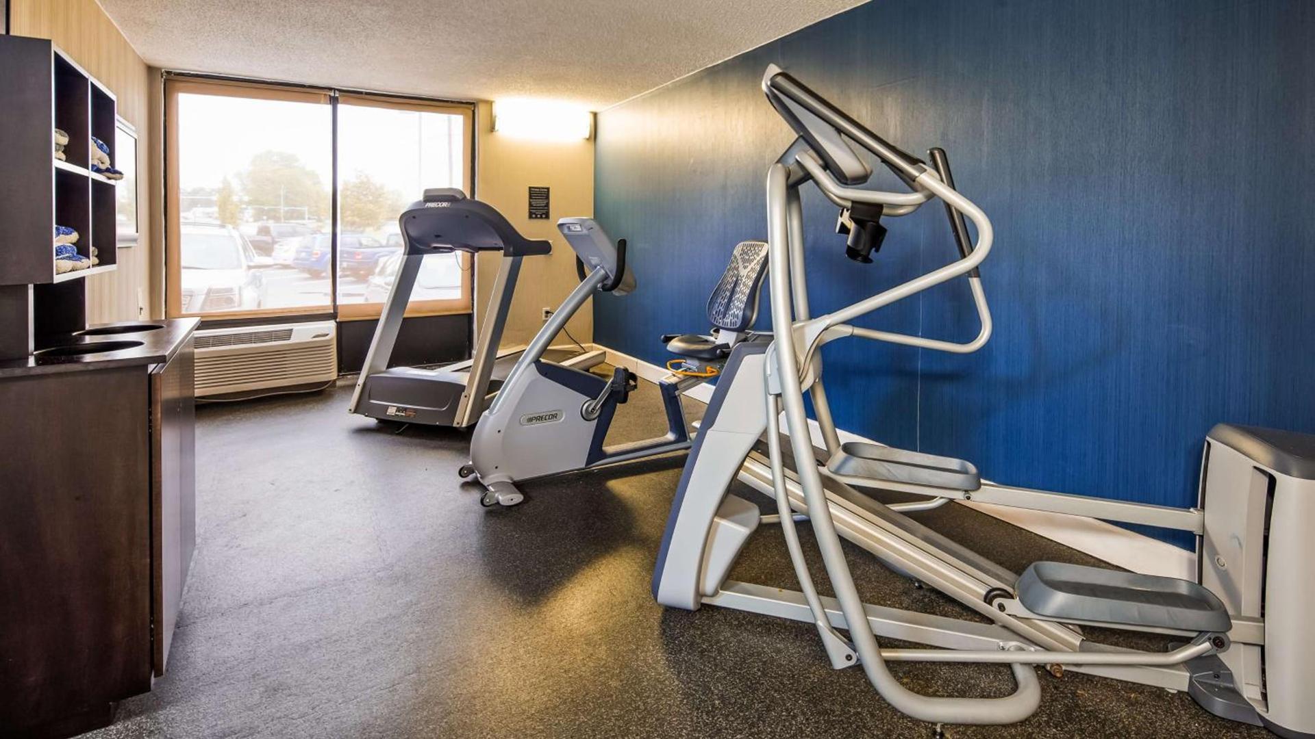 Best Western Plus Hanes Mall photo 8