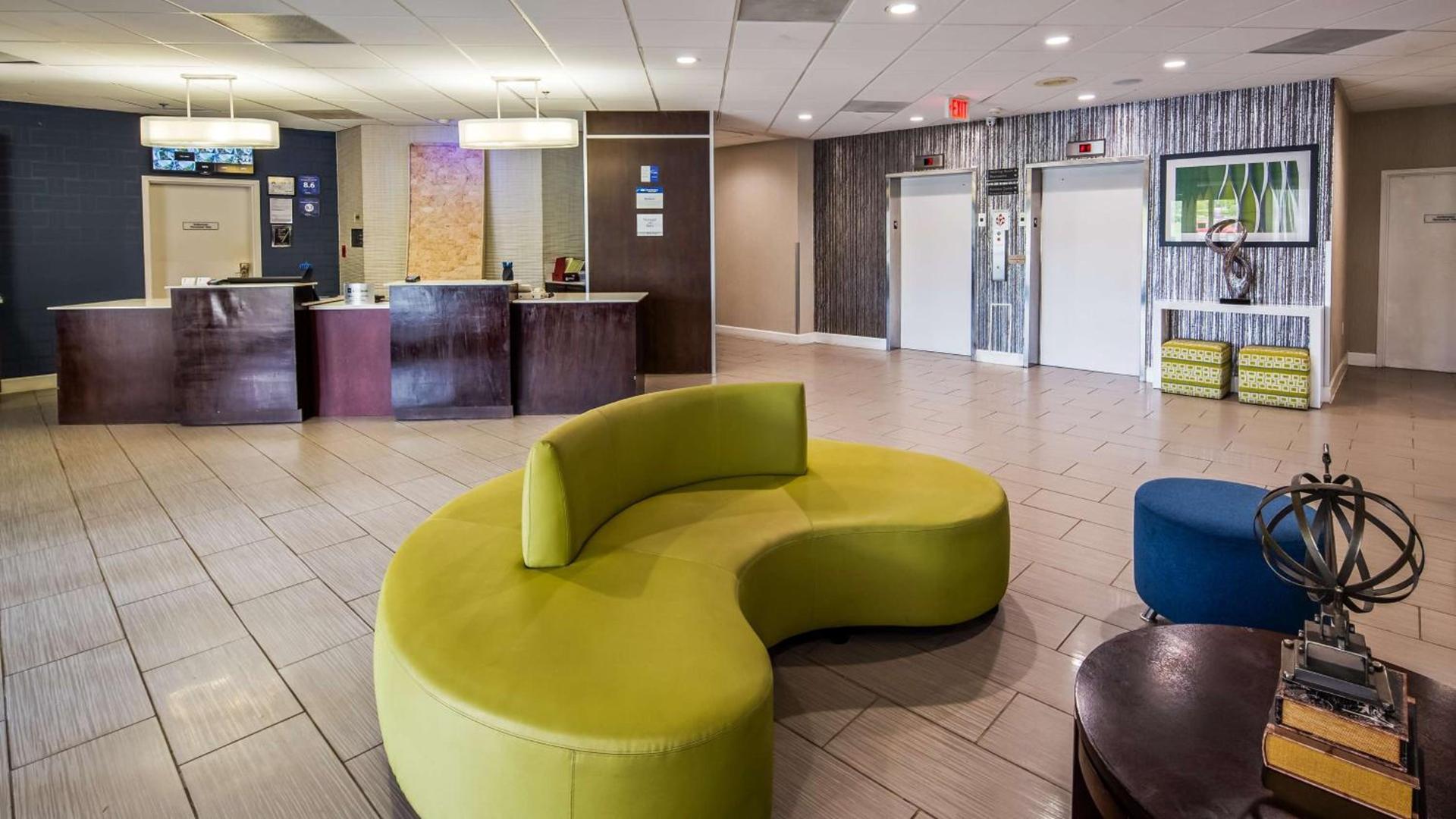 Best Western Plus Hanes Mall photo 6