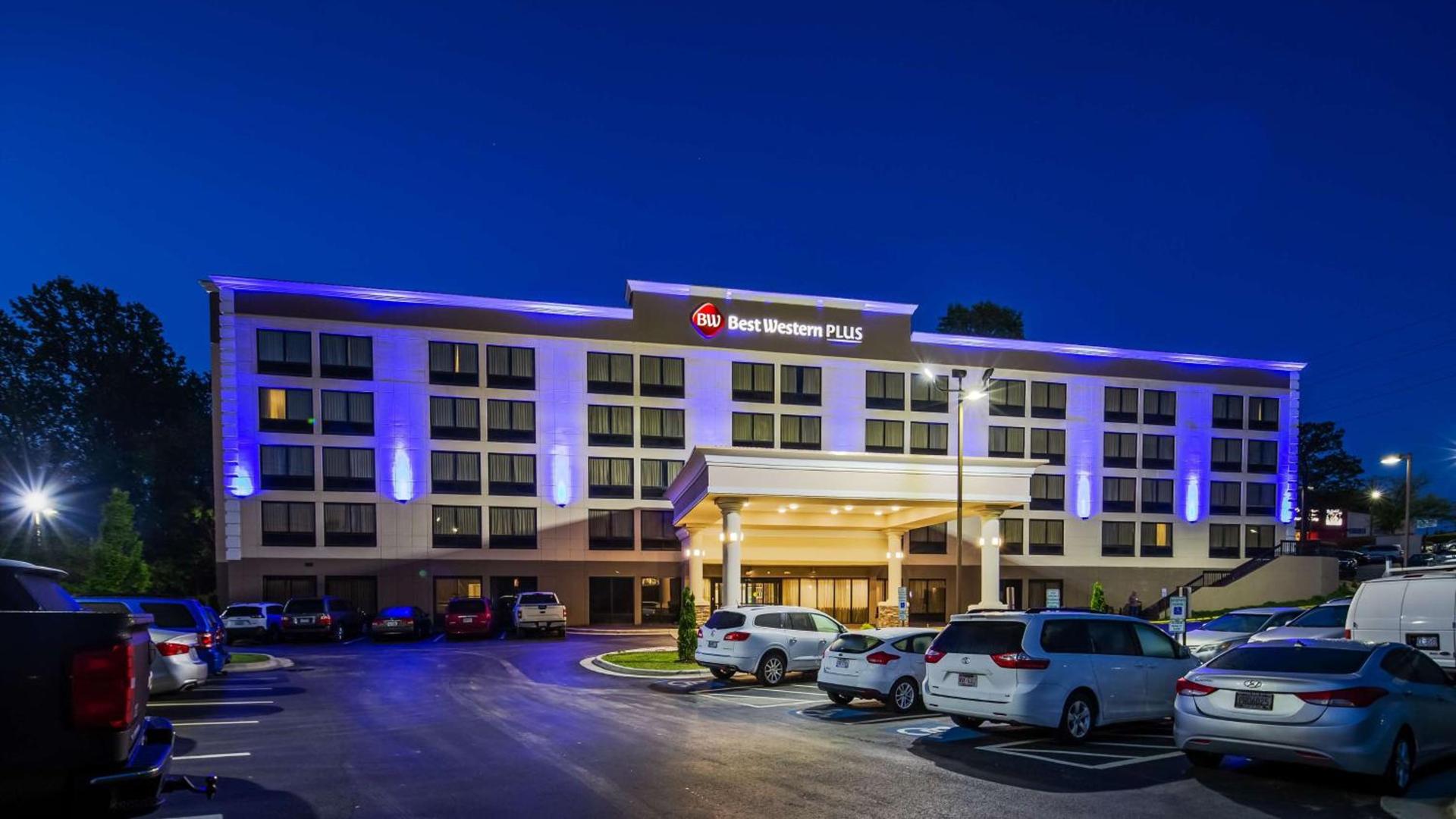 Best Western Plus Hanes Mall photo 5