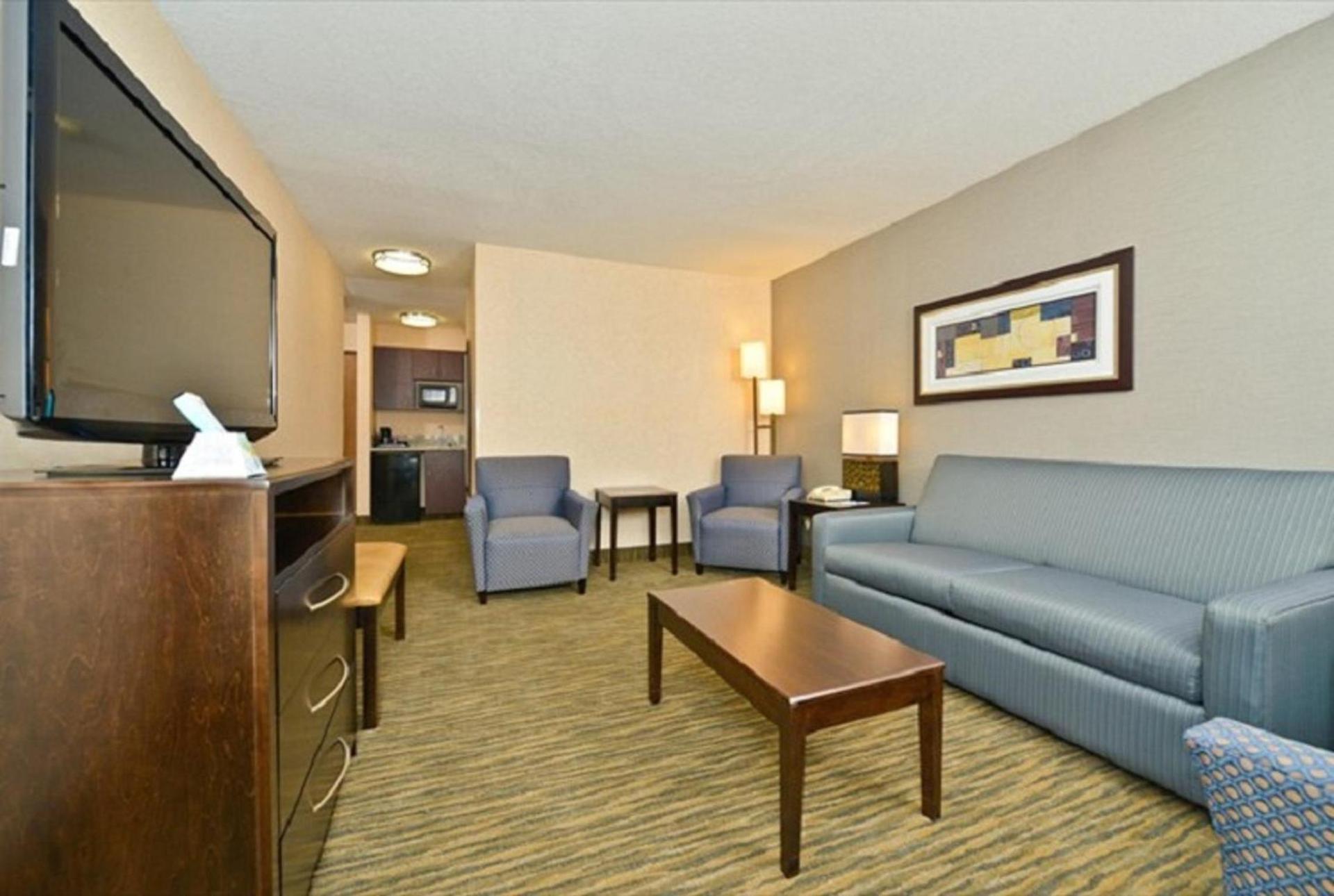 Best Western Plus Coldwater Hotel photo 45