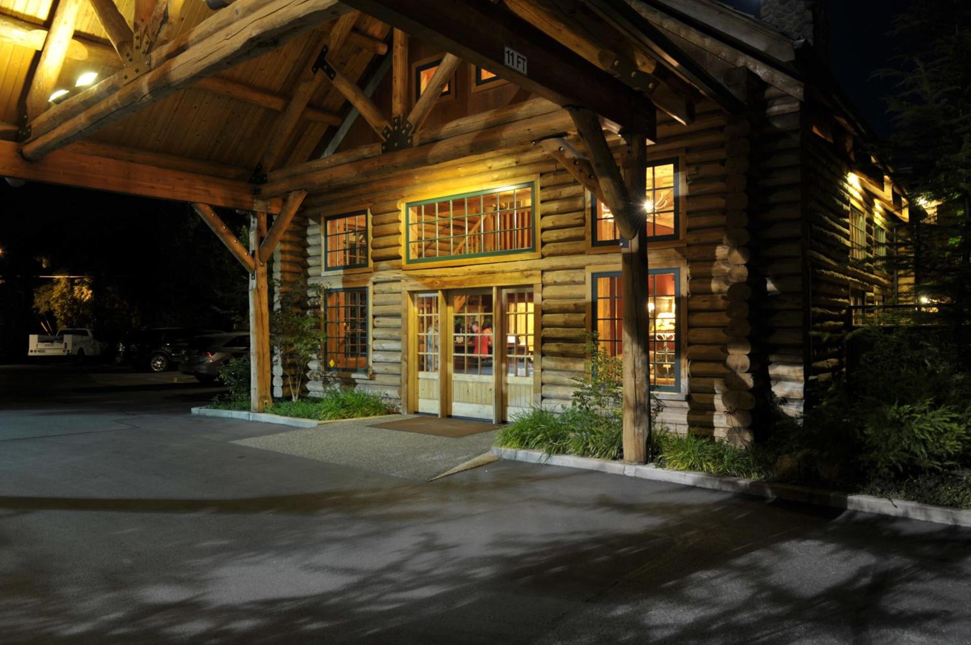 The Lodge at Riverside photo 16