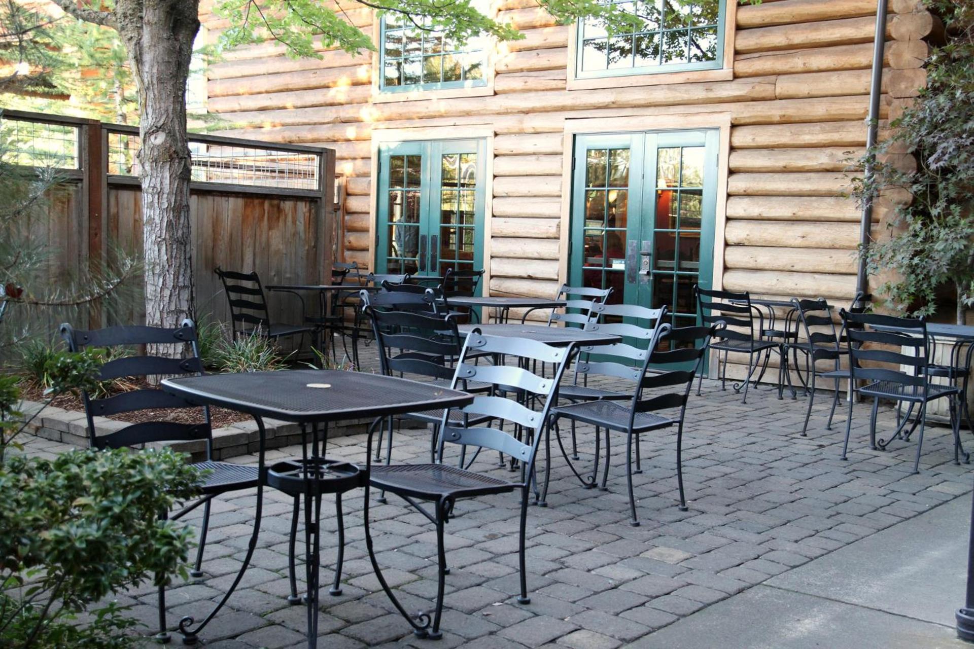 The Lodge at Riverside photo 32