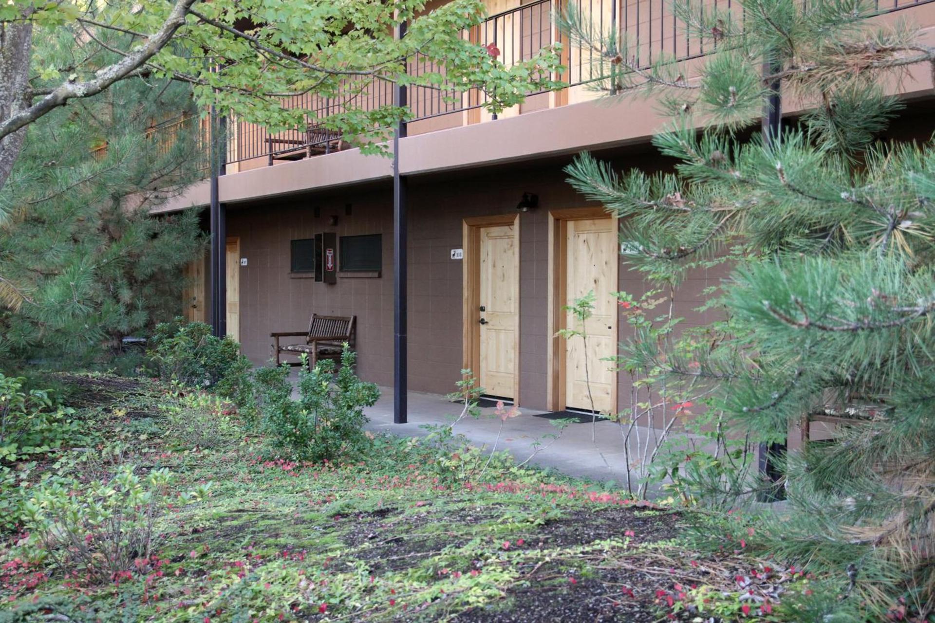 The Lodge at Riverside photo 26