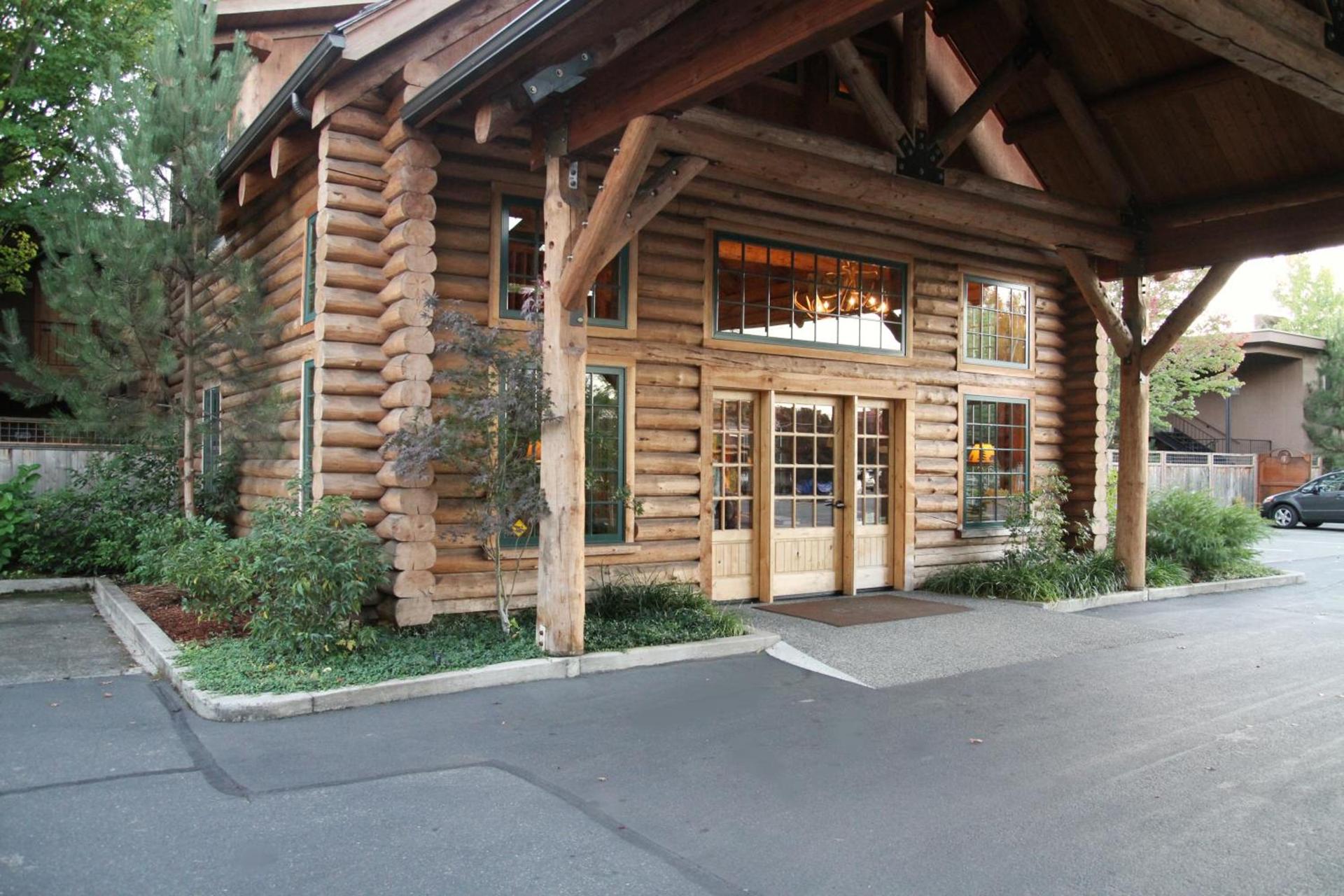 The Lodge at Riverside photo 24