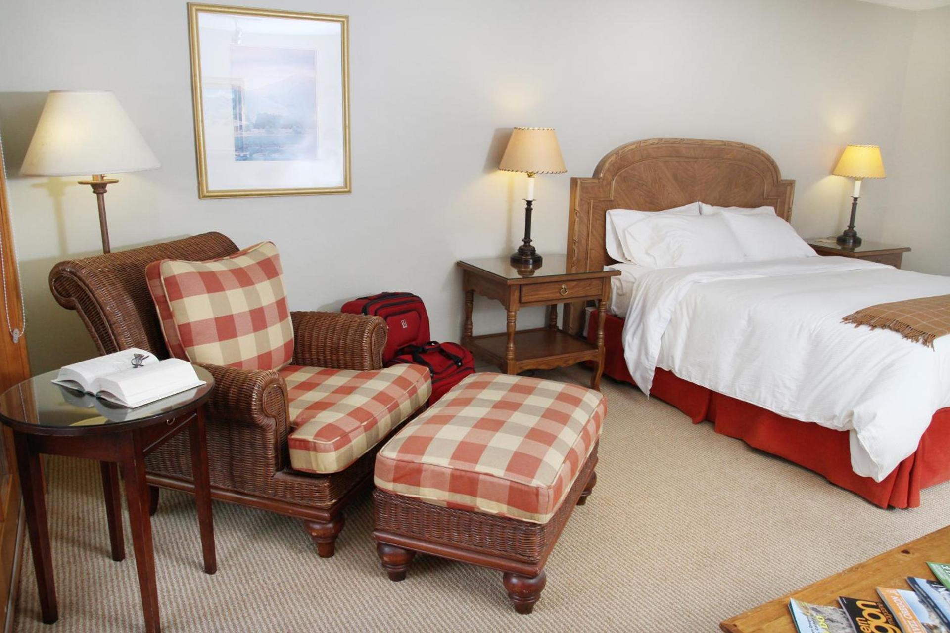 The Lodge at Riverside photo 8
