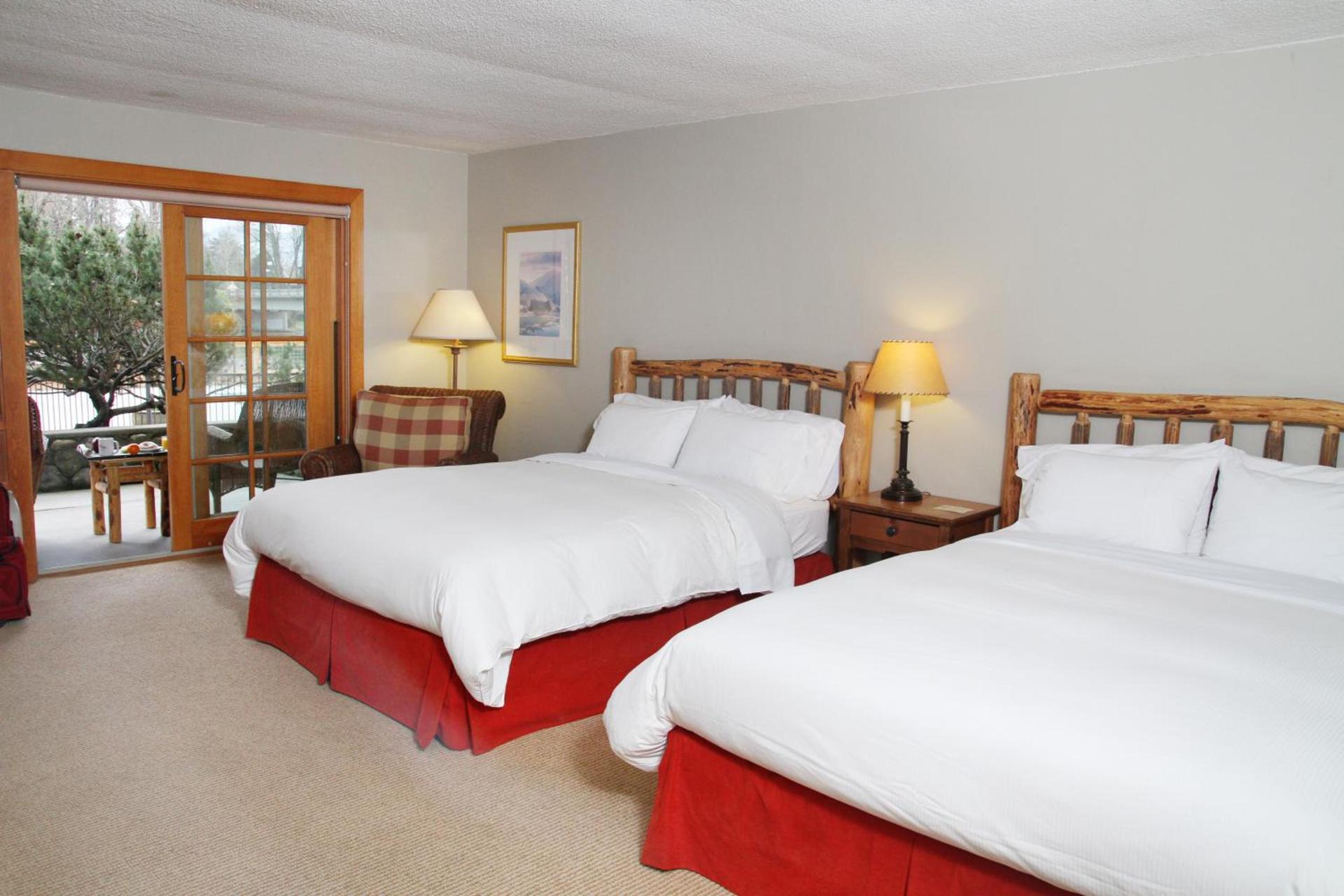 The Lodge at Riverside photo 11