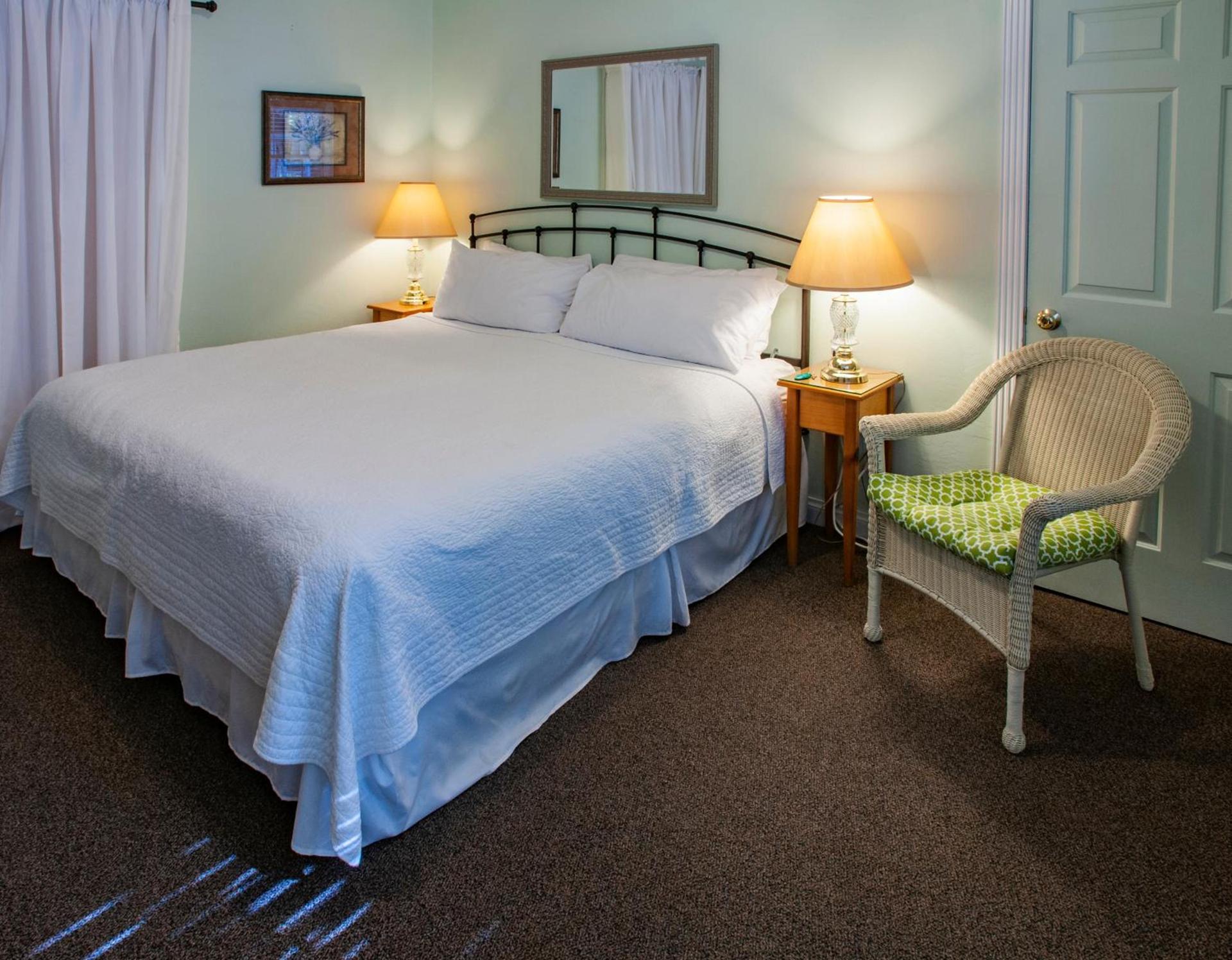 Cedar Court Inn photo 24