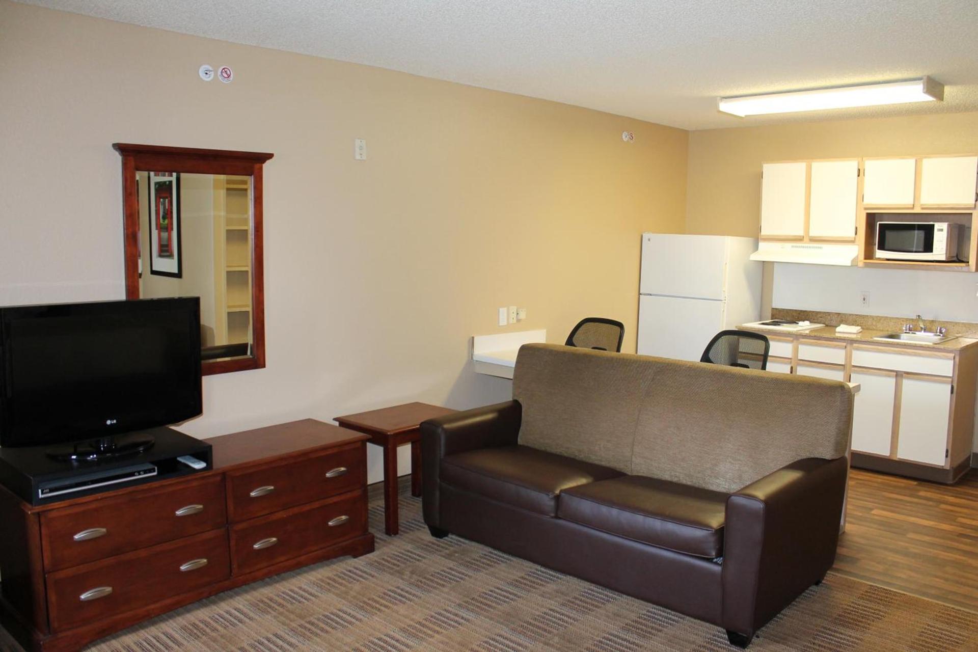 Extended Stay America Suites - Houston - Katy Freeway - Energy Corridor photo 8
