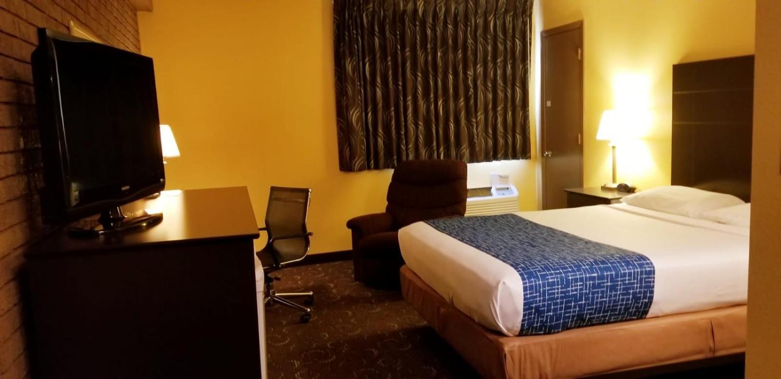 Alexander House Motel photo 6