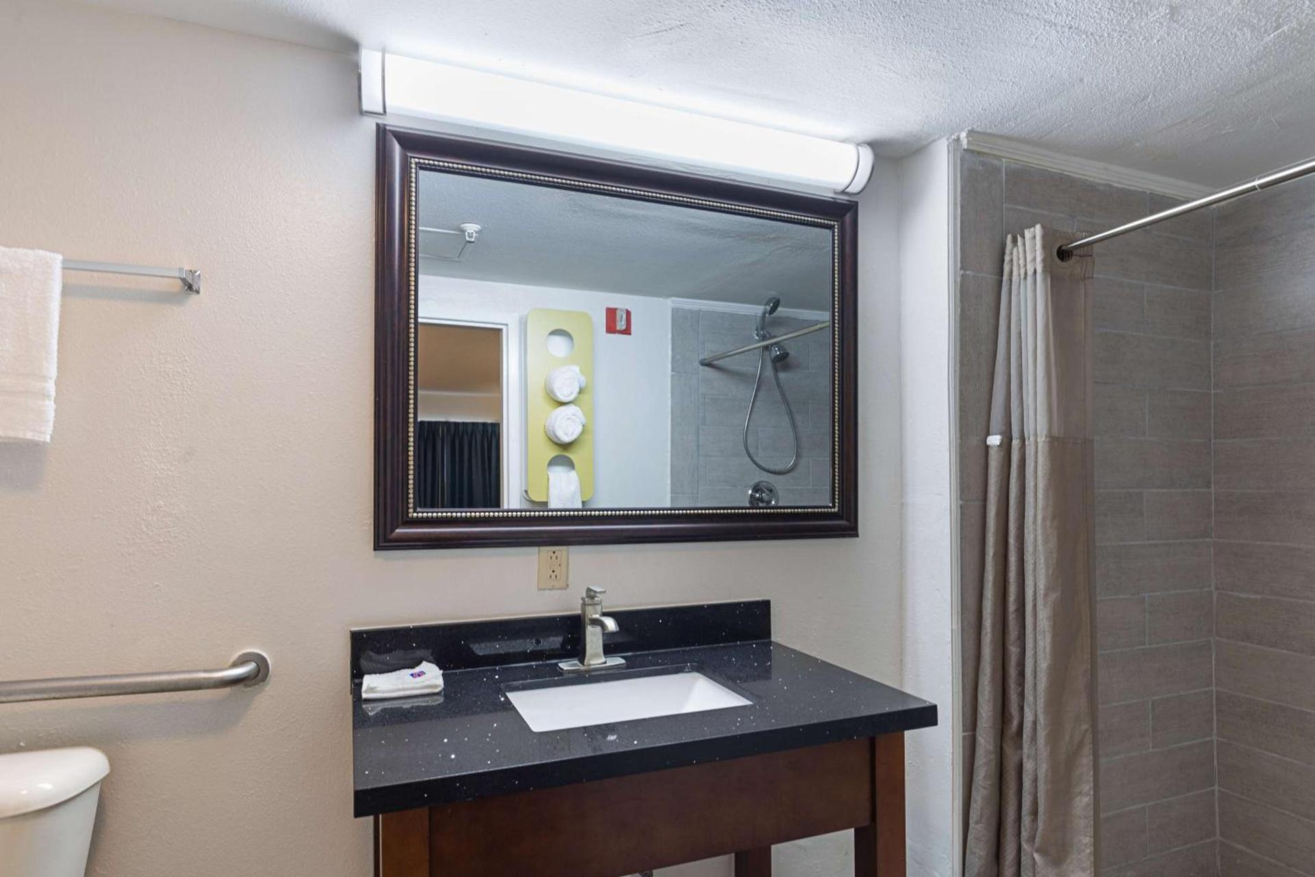 Motel 6-Albany, GA photo 49