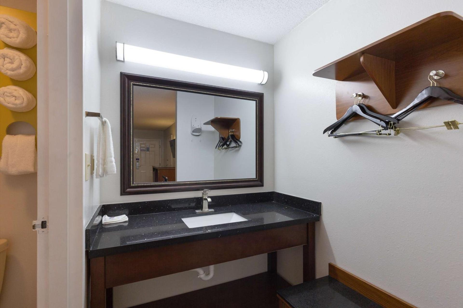 Motel 6-Albany, GA photo 47