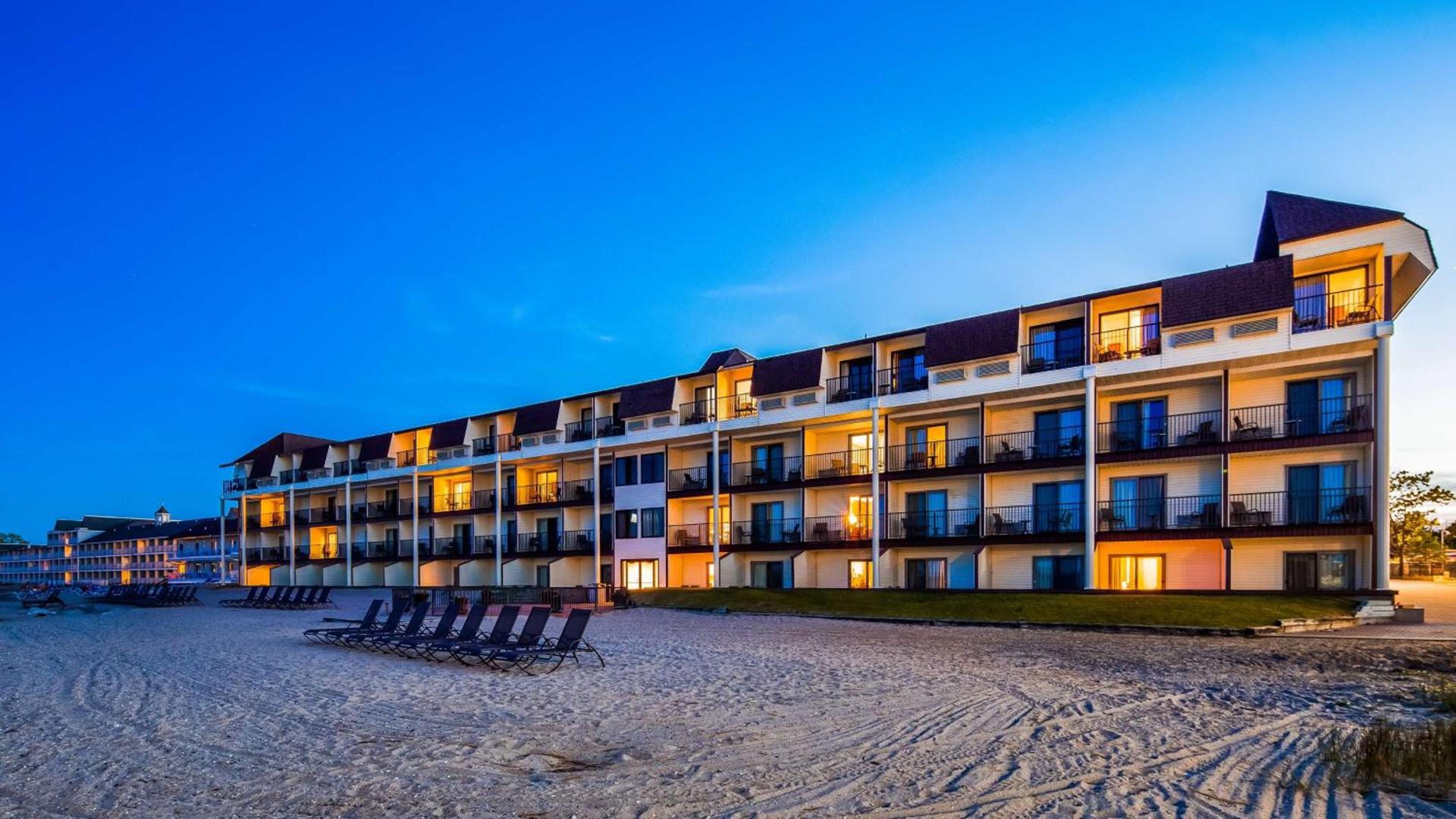 Best Western Plus Dockside Waterfront Inn photo 39