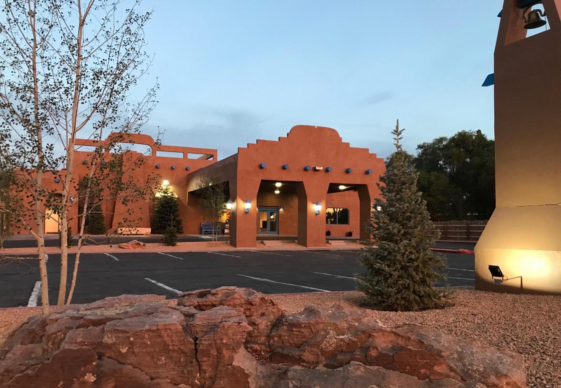 Taos Valley Lodge photo 7
